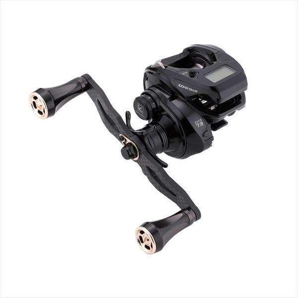 ヴィレイヤーDGのアップグレードモデルが登場！カーボンハンドル＋超々ジュラルミンギアの採用により、さらなる軽量化を実現。スプール両端にはセラミックボールベアリングを新たに搭載し、フォール時の抵抗を極限まで低減。