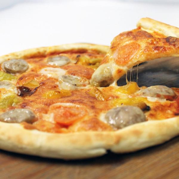 イタリアンソーセージのピッツァ/みちのくナポリピッツァ/冷凍ピザ２０ｃｍ手作りイタリアンソーセージのピッツァ♪