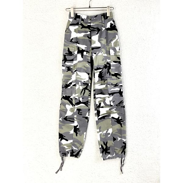 VETEMENTS ベトモン カモフラカーゴパンツ 未使用 XS 迷彩 : トレスト