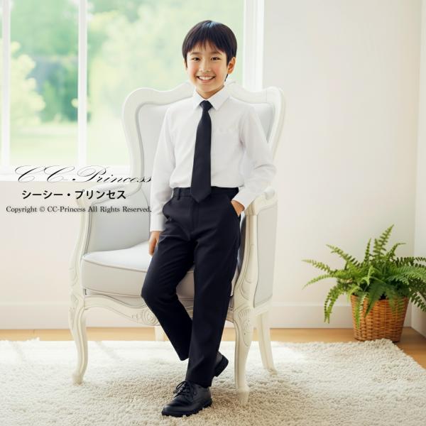 (1) シンプルで上品な白無地ワイシャツ学校行事・式典・写真撮影に使いやすい、清潔感あふれる長袖シャツ。(2) 選べる2タイプの黒タイ（ネクタイ／蝶ネクタイ）どちらも首回りの長さが調整可能。着脱もスムーズ。(3) 初めてのフォーマルにも安心...