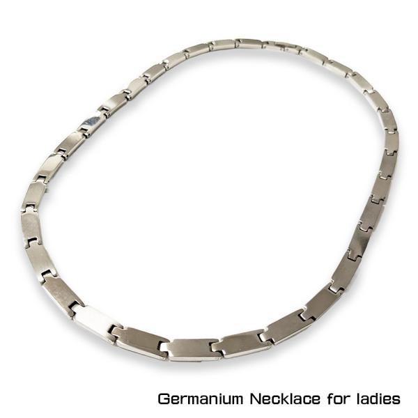 商品名 　磁気ゲルマニウムネックレス　31粒 サイズ 　長さ46.3cm　　厚さ0.2cm　　幅0.6cm　（調整可能） 重さ 　約　30g 磁気　ゲルマニウム 　磁気16粒　　ゲルマニウム15粒 素材 　チタン 専用ケース 　専用ケースは...