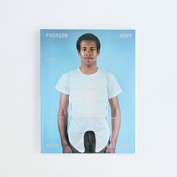 アートブック 作品集 ファッション ミリタリー 軍服 FASHION ARMY by Matthieu Nicol TOO MANY PICTURES