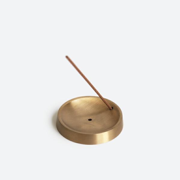 お香立て お香スタンド fog フォグ 真鍮 ゴールド おしゃれ アンティーク風 ブラスインセンスホルダー 円形