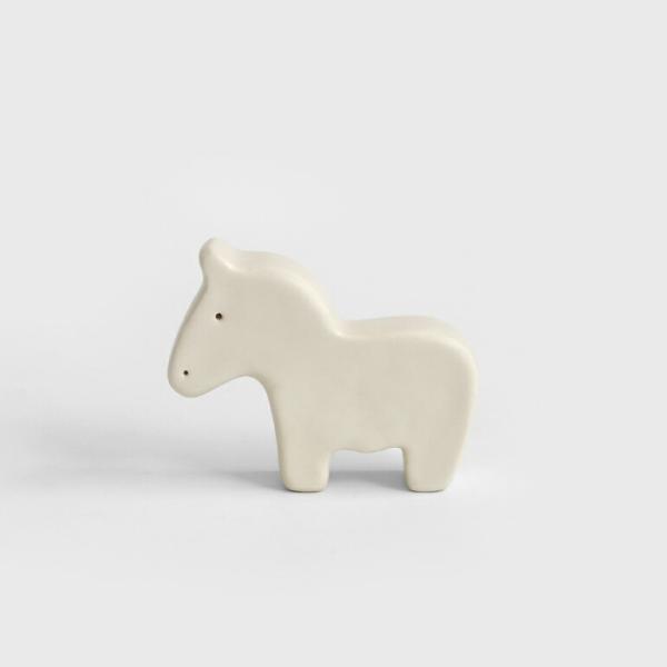 馬 うま オブジェ 置物 陶器 ハンドメイド 干支 午 マホロバ工房 おうまさん 白-S