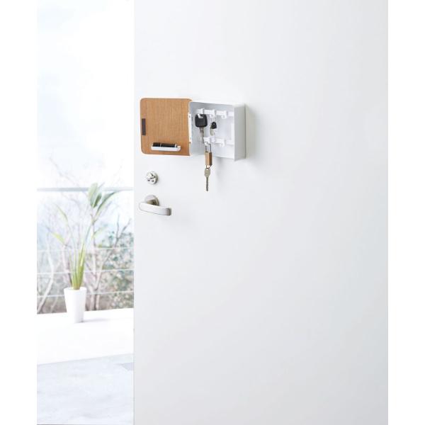 鍵かけ 山崎実業 Rin マグネットキーフック2段 扉付き 蓋付き 玄関 鍵収納 鍵置き場 Yamazaki ナチュラル Buyee Buyee 提供一站式最全面最專業現地yahoo Japan拍賣代bid代拍代購服務 Bot Online