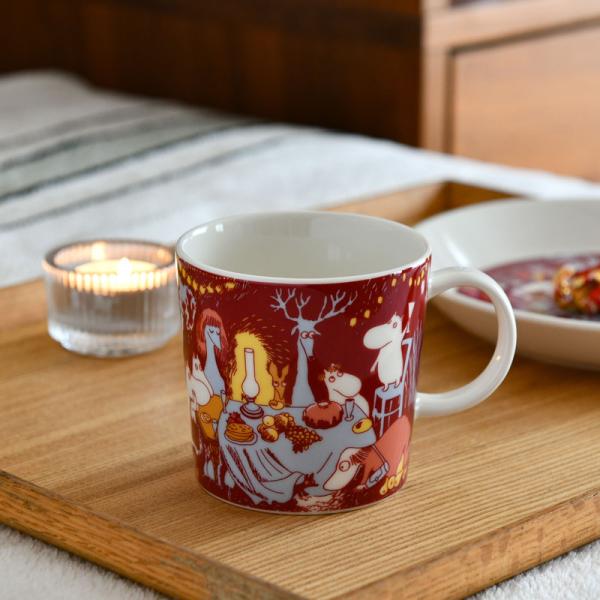 商品名：ムーミン マグ 300mlブランド：ARABIA（アラビア）サイズ：約 直径 8 cm × 高さ 8 cm × 幅 11cm（持ち手を含む）容　量：約 300 ml素　材：磁器※電子レンジ、オーブン、食洗機：可※化粧箱は輸送中の揺れ...