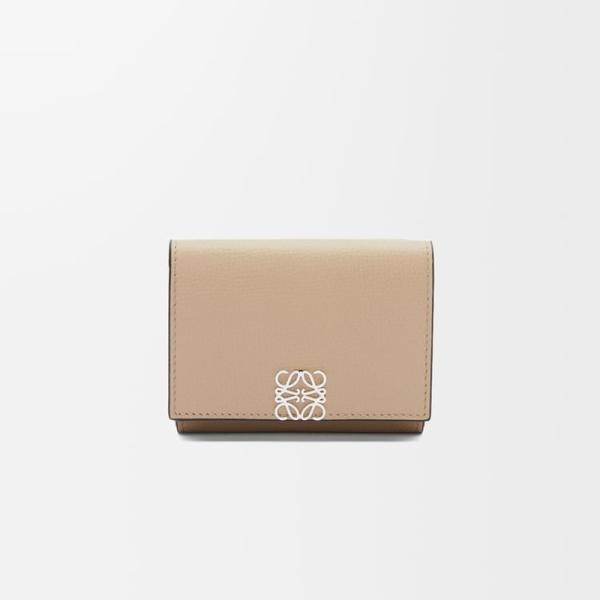 ロエベ　LOEWE 折り財布　アナグラム　サンド　ウォレット　美品 LOEWE（ロエベ） 財布 折りたたみ財布 レザー アナグラム スモール