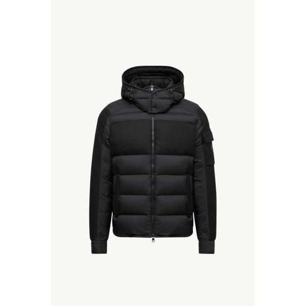 タグだけ無し新品！MONCLER BARBUSTEL！ ブラックダウンジャケット MONCLER（モンクレール） 2025/26秋冬 メンズBARBUSTEL SHORT DOWN