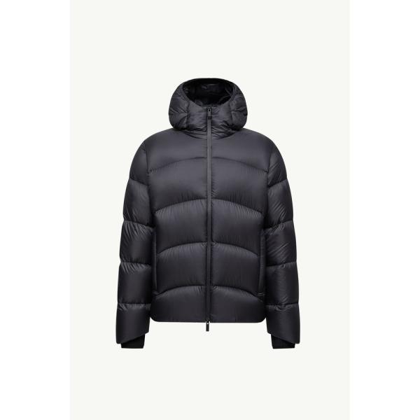 MONCLER（モンクレール） 2025/26秋冬 メンズFULCRAN SHORT DOWN