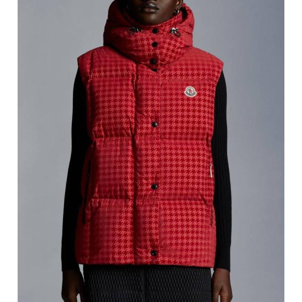 2022/23�H�~��MONCLER�y�����N���[���z���f�B�[�XGILET IMBOTTITO IN PIUMA LUZULE�_�E���x�X�g�yRosso Mirtillo �z�y���������z�y���K�i�z
