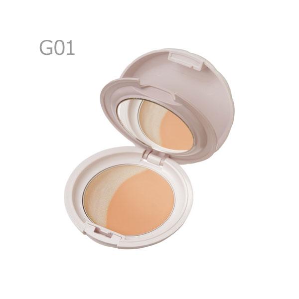 ━━━━━━━━━━━━━━━アウトレット/メーカー生産終了━━━━━━━━━━━━━━━月の光をまとったようなツヤキラフェイスにメイクアップ！自分好みのツヤ肌が叶う2in1パクト。繊細な白パールをたっぷり配合した上品なジューシーグロウクリ...