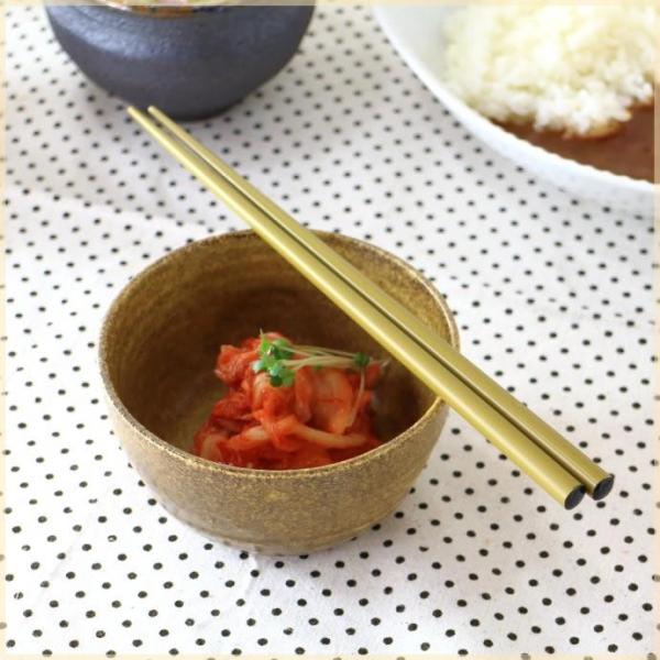 Z3.5 y Y Z q  ϕq  T_ a_ aH