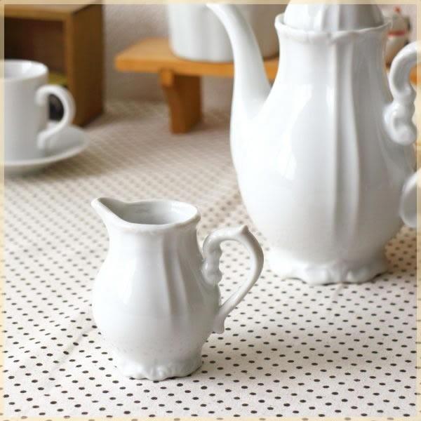 アンティーク調のピッチャー100ml 国産 瀬戸焼 異国情緒がたっぷり