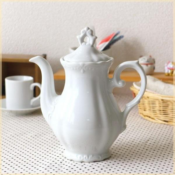 欧風3人用ティーポット 国産 瀬戸焼 お茶会のネタに 北欧 白い陶器