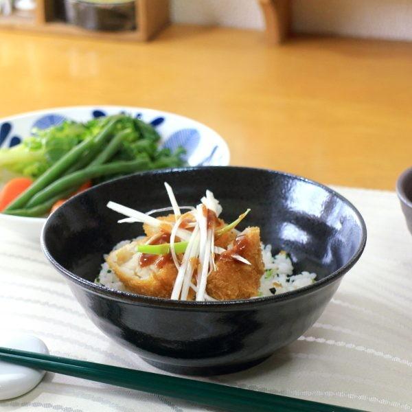 砂目黒マット釉 5.3寸ミニ丼 国産 瀬戸焼 洗い物も楽ちんな軽量食器