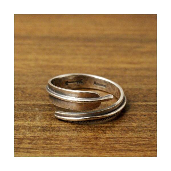 Atease SMALL FEATHER RING　佐藤健さん着用