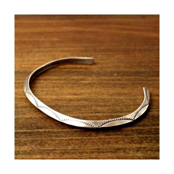 アティース（Atease） Atease SIMPLE NAVAJO BRACELET / SILVER : CG