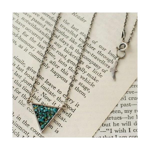 GARDEN OF EDEN C*G LIMITED Triangle Necklace