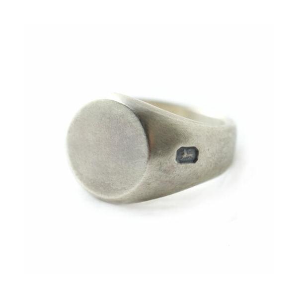 Vantique HALLMARK LARGE SILVER RING PLAIN