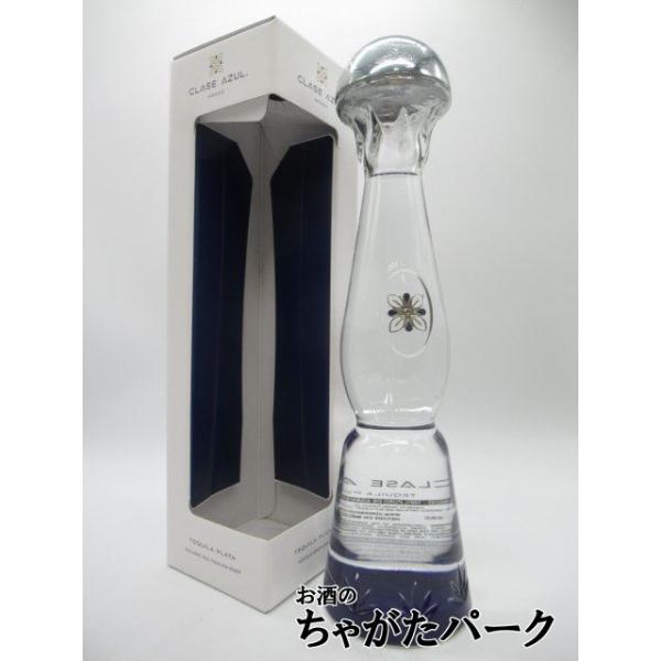 最高品質のブルーアガベ本来の味わいを表現したテキーラ。新鮮でキレのある爽快な味わいが特徴。熟練の職人の手により造り出されたクラセアスールプラタは、柔らかさの中に甘さがあり五感に訴えかける魅力的な味わいです。&amp;#8203;色：透明、シ...