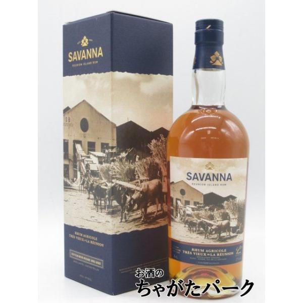 インド洋沿岸、ピトン・ドゥ・ラ・フルネーズ火山の麓で、サバンナ蒸留所は1870年から希少なラム酒を手作りしてきました。島の西海岸の丘陵地帯に位置するドメーヌ・ドゥ・サバンナで1世紀以上を過ごした後、1992年に蒸留所は東海岸のサンタンドレに...
