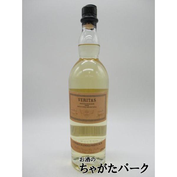 「ヴェリタス」とはラテン語で「真実」の意味で、1930年代のホワイトラムをイメージして造られました。そのブレンディングがユニークで、フォースクエア蒸留所からは(1)連続式蒸留器で作ったホワイトラムと(2)ポットスティルで作った2年間熟成のラ...