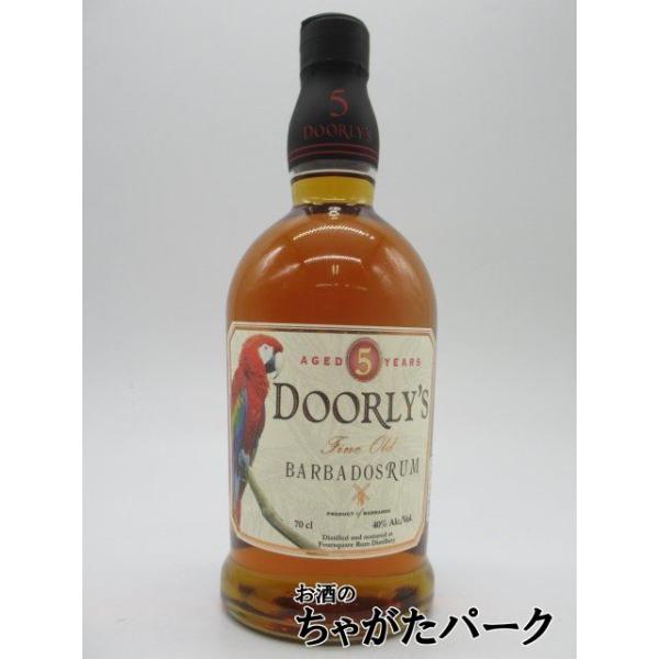 フォースクエア蒸溜所のラムは基本的に、職人技溢れる銅製ポットスチルと、伝統的なツインコラムにて製造されたラムをブレンドしています。ブレンデッドラムは世界的に珍しいですが、ラム酒の典型的な味わいを表現するため、バルバドススタイルとしてその手法...