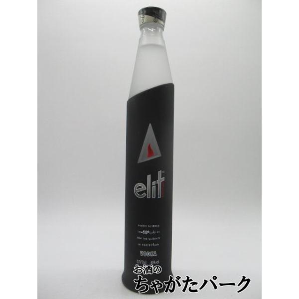 エリートは、近代的な冷却方法を用いて−18度まで冷却し濾過することで不純物をほとんど取り除き、純度を最高レヴェルまで引き上げました。世界で最も純度が高く、なめらかなウォッカの一つです。特別仕様のボトルデザインです。登録日：20240802ス...