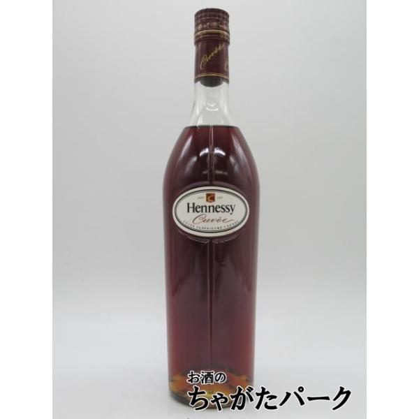 [コニャック]懐かしいあの頃の味わいをどうぞ。●●[古酒]における注意点●●年数経過品の為、ラベルやボトルの汚れ、また液面低下が見られる場合があります。画像でご判断の上でお買い求めください。またキャップがコルク栓の場合は開栓時に砕ける可能性...