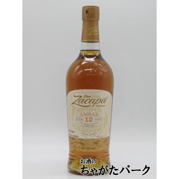 天国にいちばん近い蒸留所から届いた奇跡のラム酒海抜2300メートルという雲より高い場所で熟成されるラム酒、ロン サカパの天国のような味わいはグアテマラの緑豊かな大地と気候のもとで造られています。恵まれた環境で育ったサトウキビの一番搾り汁のみ...