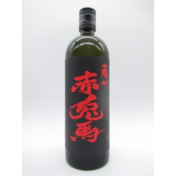 厳選された良質の黄金千貫（コガネセンガン／薩摩芋の一種）と、鹿児島県特有の火山灰土（シラス台地）の地下数百メートルから湧き出る天然水を使って醸し出された芋焼酎。米麹（白麹）と常圧蒸留とを使っております。【鹿児島県いちき串木野市　濱田酒造】焼...