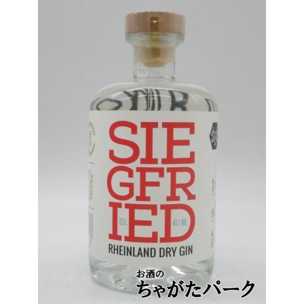 ジークフリート　ドライ・ジンはドイツの蒸留所で伝統的な手法で蒸留されるクラッシックなジンです。ほのかでありながら、複雑な味わい、18種類のボタニカルが醸し出す魅力的なハーモニー、そしてそのストレートなキャラクターが世界中を魅了しています。ヨ...