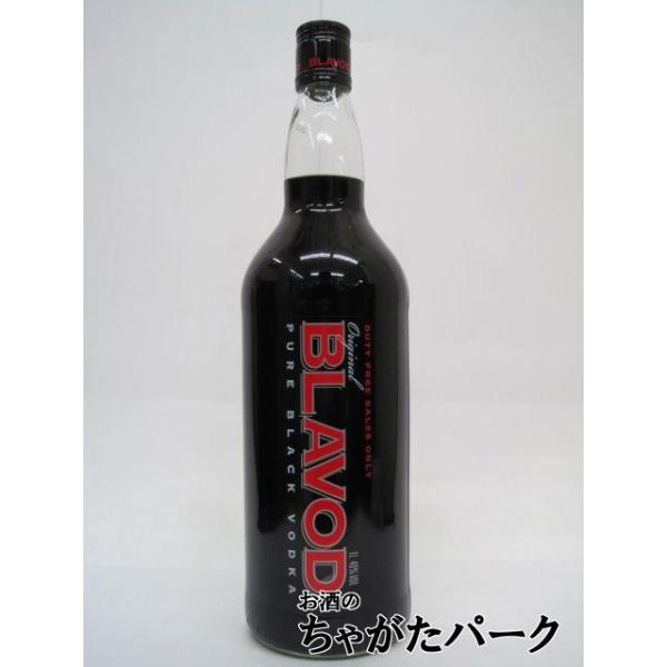 英国ロンドン産。世界的にも珍しい黒いウォッカ。１９９６年にマーク・ドーマンという人物によって開発された。黒い色はアジア産の薬草によるもの。味わいはソフトでスムース。各種材料との組み合わせで色の変化を楽しめる。【ＢＬＡＶＯＤ　ＢＬＡＣＫ　ＶＯ...