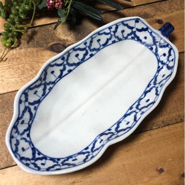 【パパイア22cm 】 お皿 青白陶器 青白食器 パイナップル柄 陶器　小鉢 タイ料理 アジアン料理 タイ雑貨