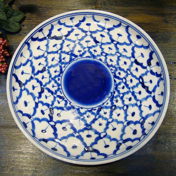 【総柄　平皿　19cm】 青白陶器 青白食器 パイナップル柄 陶器　小鉢 タイ料理 アジアン料理 タイ雑貨