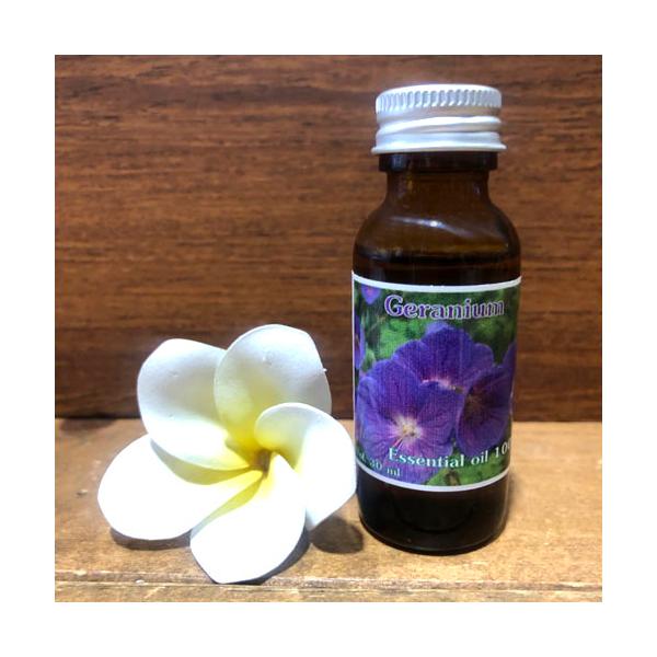 【アロマオイル30ml/ ゼラニウム】【お手頃サイズ】リラクゼーション　エッセンシャルオイル　フレグランス