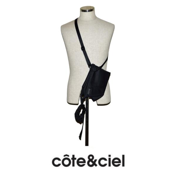 Cote&Ciel（コートエシエル） KIVU S 28845 リスト付ポーチ SLEEK
