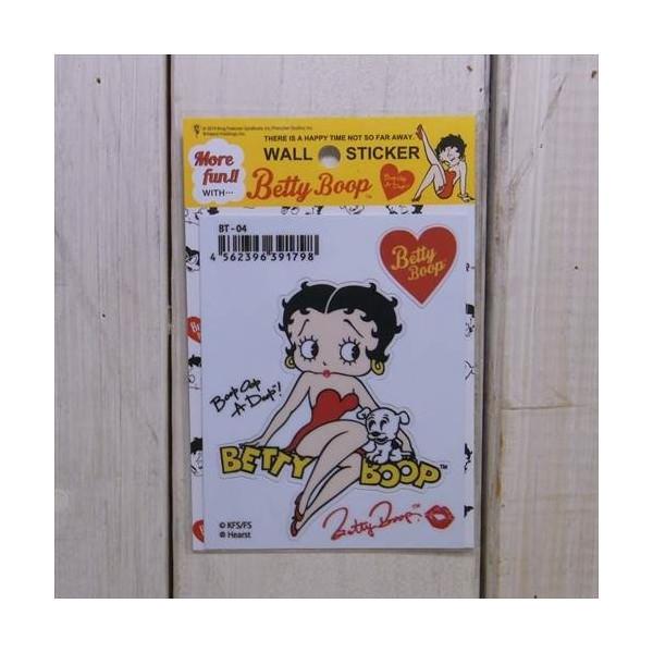 永遠のセクシーキャラクター大人気のベティーちゃん、キュートでセクシーポーズのステッカーです。お気に入りの場所に張ってモヤモヤして下さい。台紙サイズ:H9 W7cm 素材:ビニール