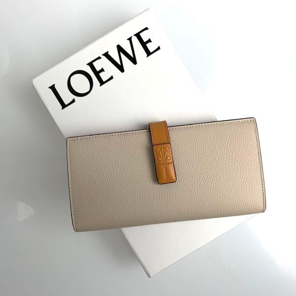 ロエベ LOEWE 財布 長財布 二つ折り ２つ折り ライトオーツ ハニー