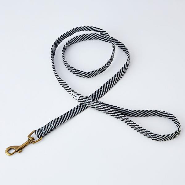 メーカー：ペティオ メーカー画像　ペティオ　犬用引き紐　フラッシュソフトリード　SS　ブラック　4903588578649　20220503　y22m05　Y.K.　犬　いぬ　犬用　いぬ用　犬用品　首輪　胴輪　リード　引き紐　超小型犬　超小...