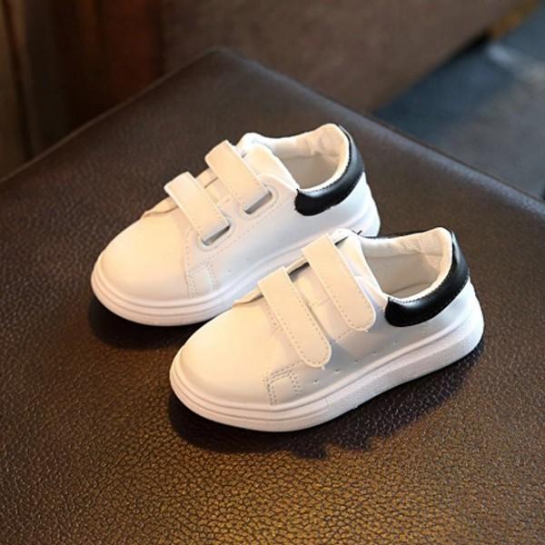 こども スニーカー 運動靴 女の子 男の子 男子 女子 ジュニア くつ  