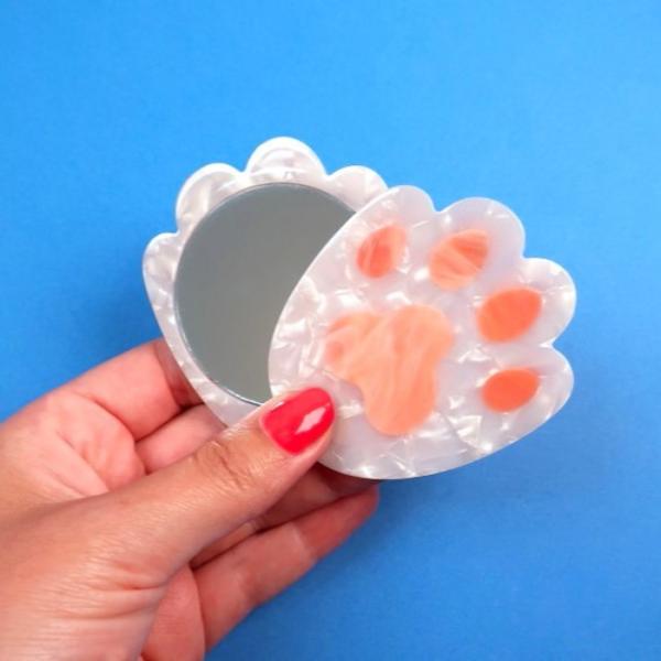 ククシュゼット 正規商品 手鏡 コンパクト ミラー スライド式 猫 肉球