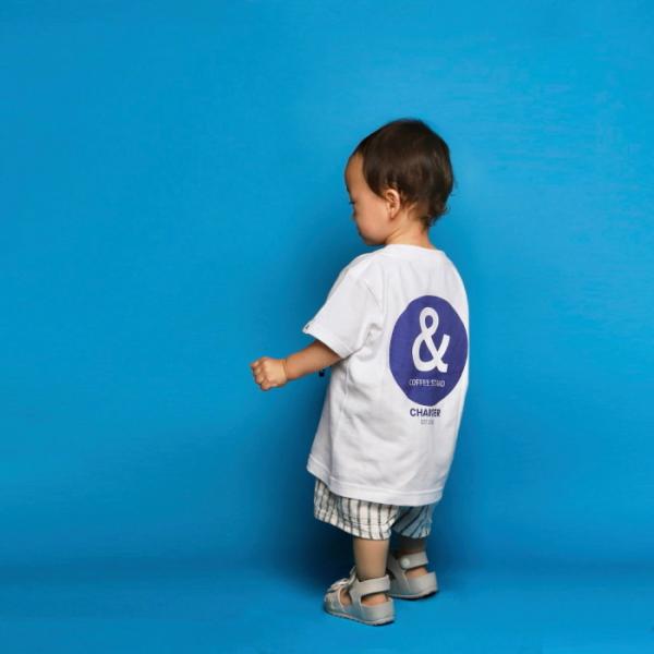 CHARGER COFFEE STAND �L�b�Y T�V���c �`���[�W���[�R�[�q�[�X�^���h �T�[�N�� ���S �L�b�Y T�V���c CIRCLE LOGO KIDs TEE �z���C�g WHITE 2022�t�ĐV��