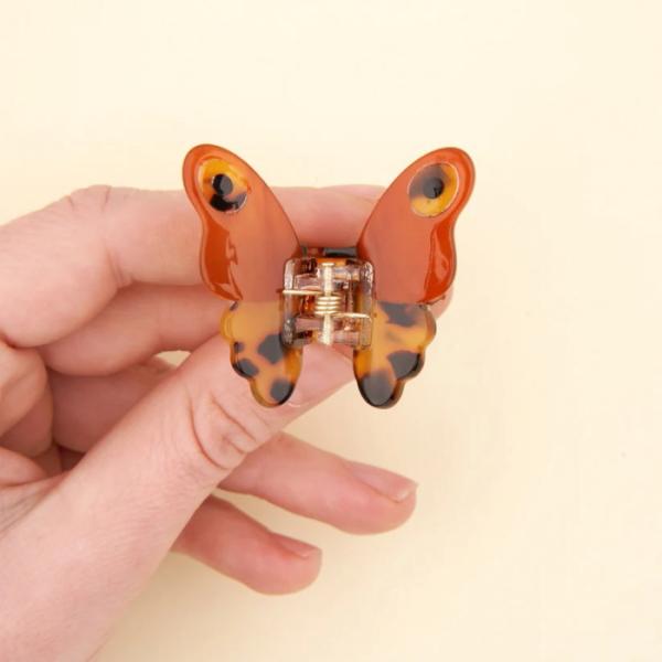 ククシュゼット 正規商品 ヘア アクセ クリップ 虫 かわいい ギフト Coucou Suzette べっ甲 蛾 ミニ ヘア クロー Moth Mini Hair Claw ブラウン Brown