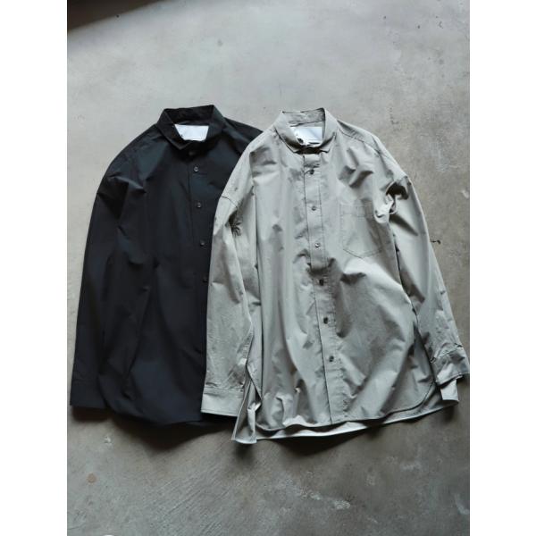 ティッカ ユニセックス TICCA スクエア ハイネック シャツ UNI Square High neck Shirt Uni ベージュ/チャコールグレー Beige/Charcoal Gray 2026秋冬新作