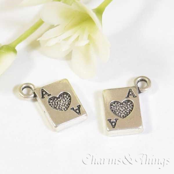 C T 小さいトランプａハートのエース カードゲーム 18個入 アクセサリー材料アクセ金属パーツ金具チャームaliceアリス Sc2 Charms And Things 通販 Yahoo ショッピング