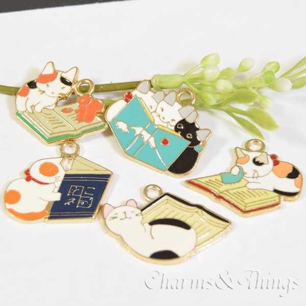 贈る結婚祝い 猫とチューリップのチャーム 2個セット agapeeurope.org