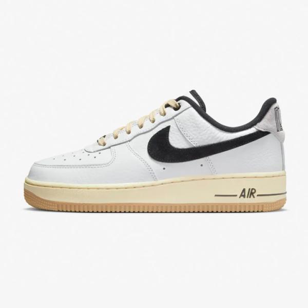 NIKE（ナイキ） スニーカー WMNS AIR FORCE 1 '07 LX / ウィメンズ