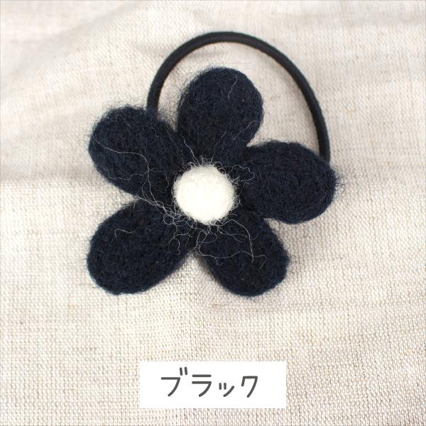 ハンドメイド お花 シュシュ ヘアゴム フラワー ビーズ ブラック124  