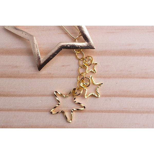 星の透かしとスイングスター ヘアクリップピン シンプル 女性